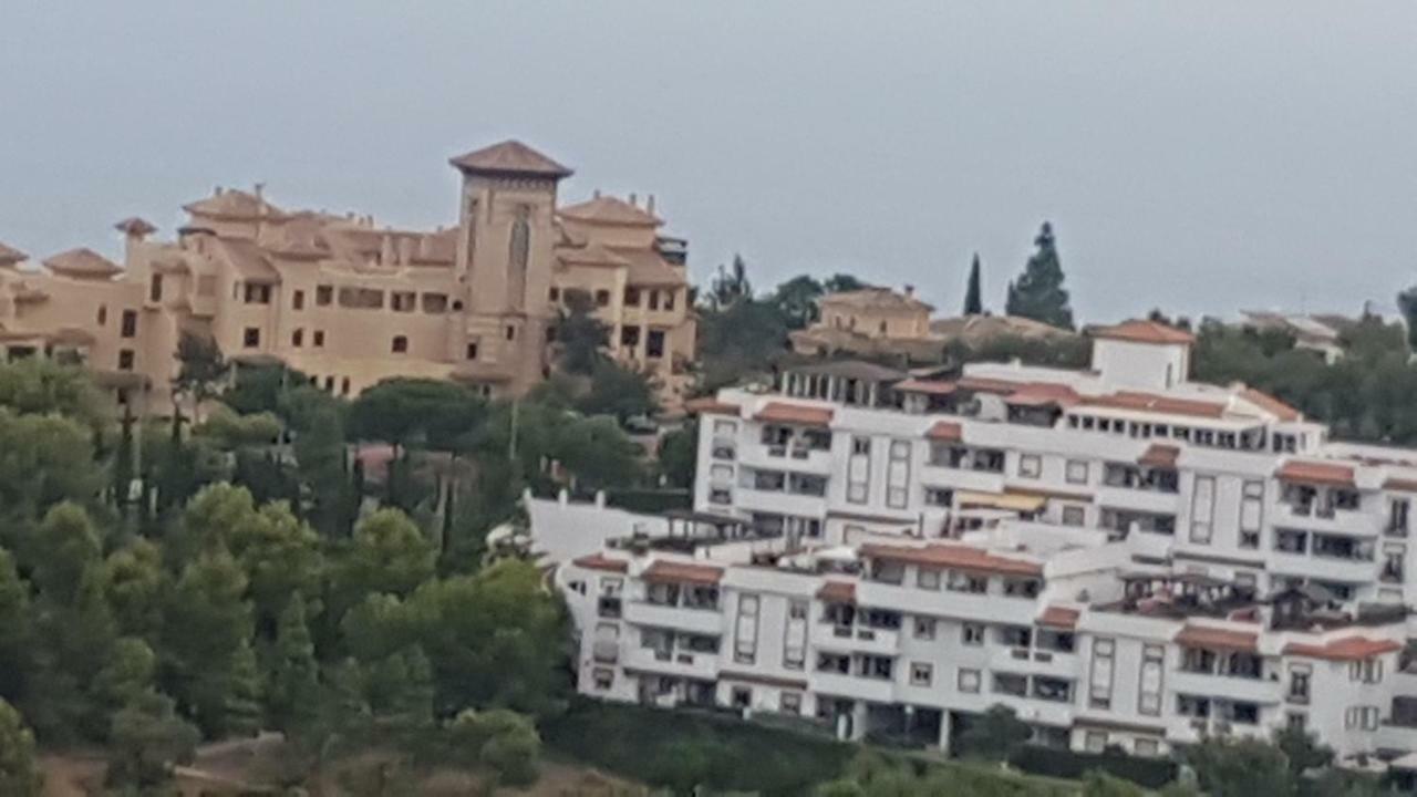 Апартаменти Excelente Habitacion En Bonita Y Tranquila Casa En Benalmadena Pueblo Екстер'єр фото